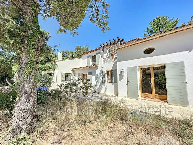 Villa La Garde-Freinet - 3 chambres - 156m²