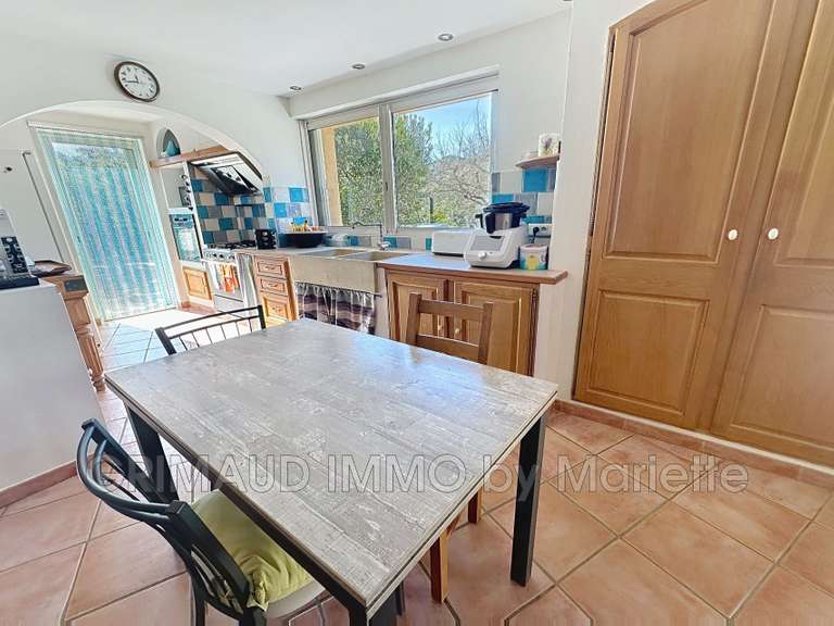 Villa La Garde-Freinet - 5 bedrooms - 214m²