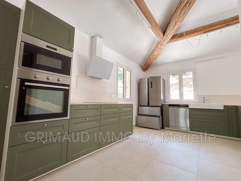 Villa La Garde-Freinet - 5 chambres - 212m²