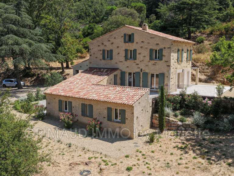 Villa La Garde-Freinet - 5 chambres - 212m²