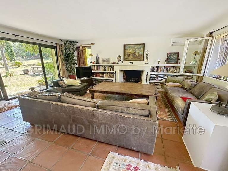 Villa La Garde-Freinet - 3 chambres - 141m²