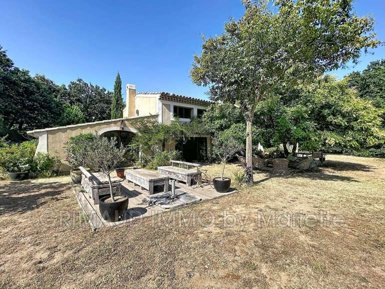 Villa La Garde-Freinet - 3 chambres - 141m²