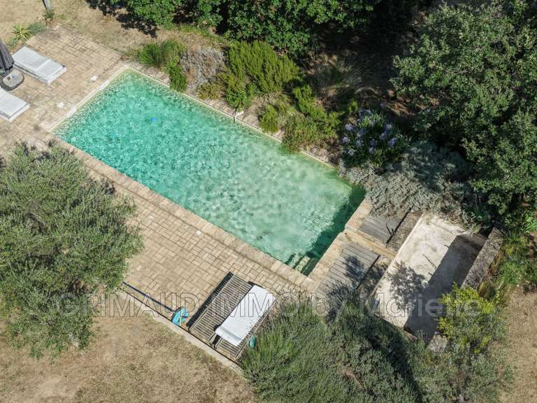 Villa La Garde-Freinet - 3 chambres - 141m²
