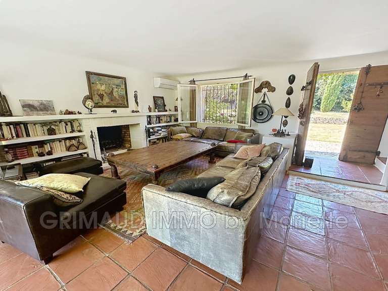 Villa La Garde-Freinet - 3 chambres - 141m²