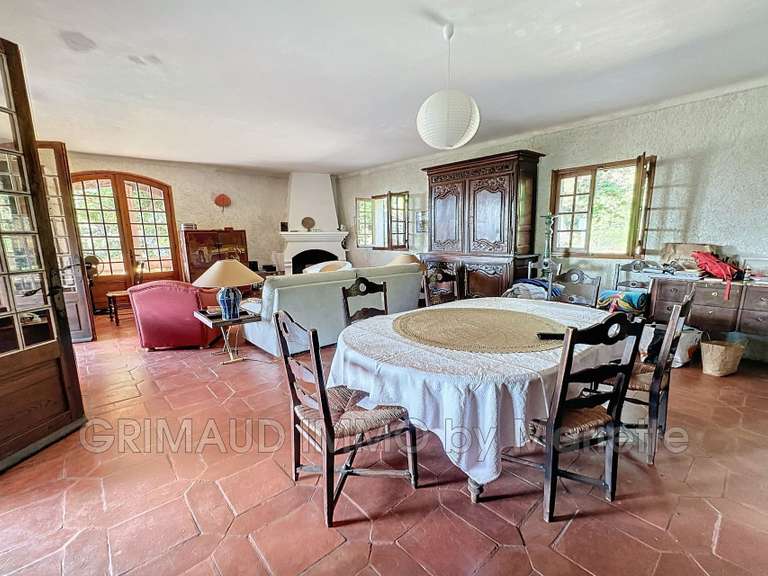 Villa La Garde-Freinet - 6 chambres - 212m²