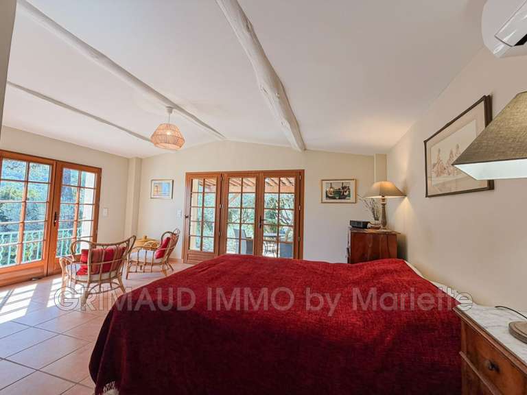 Villa La Garde-Freinet - 5 chambres - 127m²