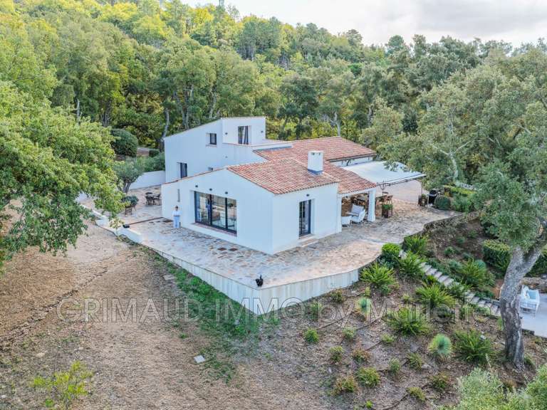 Villa La Garde-Freinet - 5 chambres - 152m²