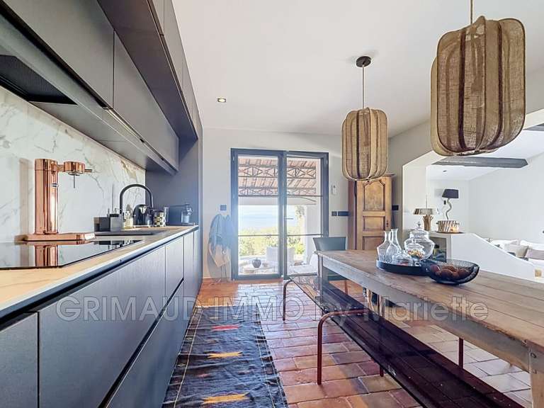 Villa La Garde-Freinet - 5 chambres - 152m²