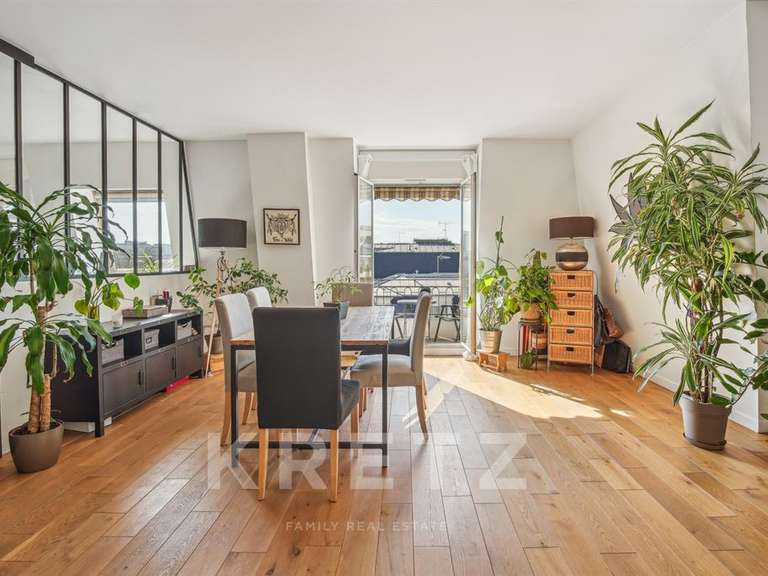 Apartment La Garenne-Colombes - 3 bedrooms - 137m²