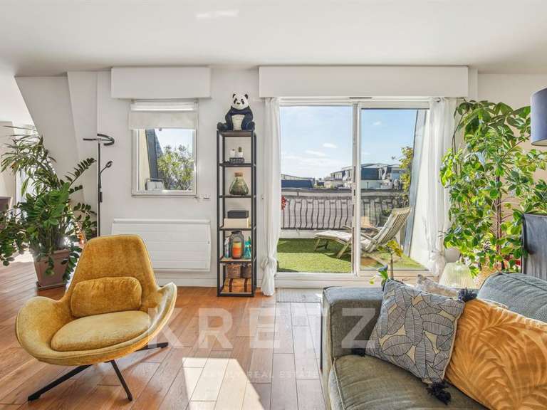Apartment La Garenne-Colombes - 3 bedrooms - 137m²