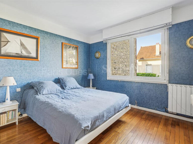 Maison La Garenne-Colombes - 6 chambres - 195m²