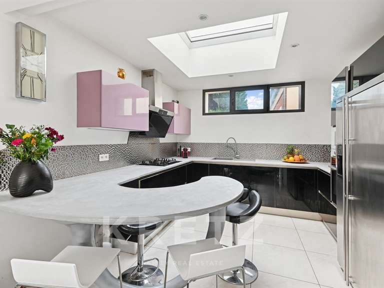 Maison La Garenne-Colombes - 4 chambres - 165m²