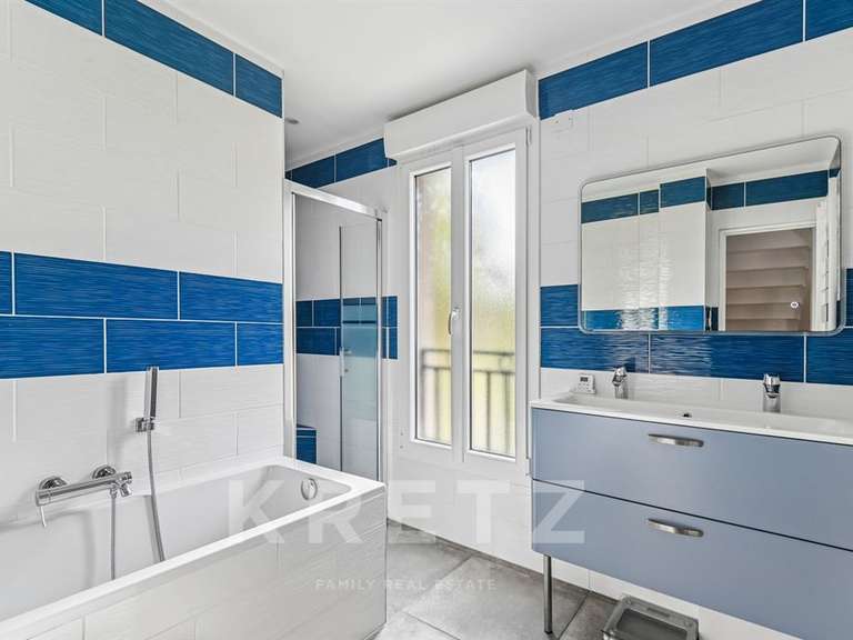 Maison La Garenne-Colombes - 6 chambres - 157m²