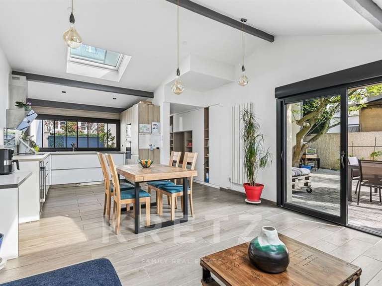 Maison La Garenne-Colombes - 6 chambres - 157m²
