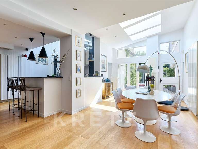 Maison La Garenne-Colombes - 5 chambres - 189m²