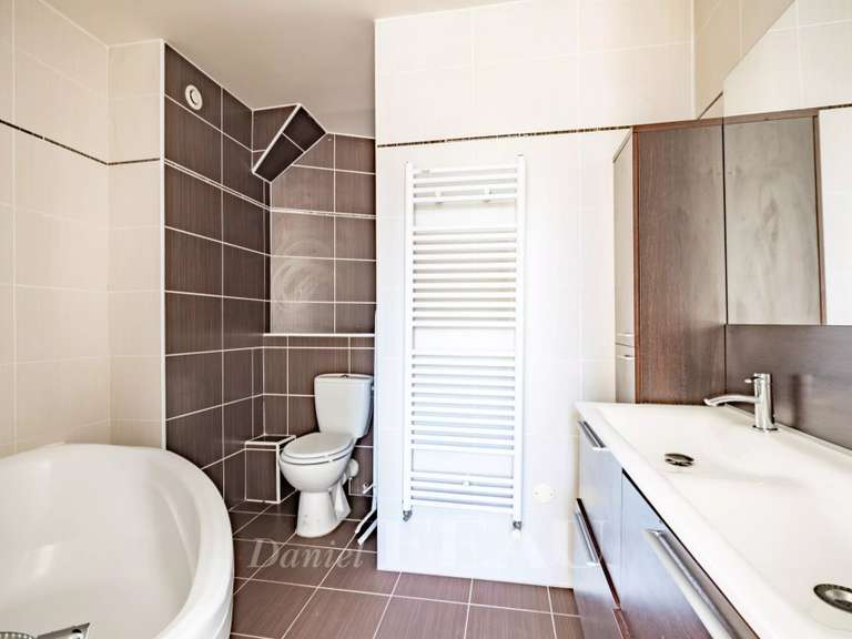 Maison La Garenne-Colombes - 4 chambres - 188m²