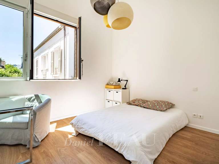 Maison La Garenne-Colombes - 4 chambres - 188m²