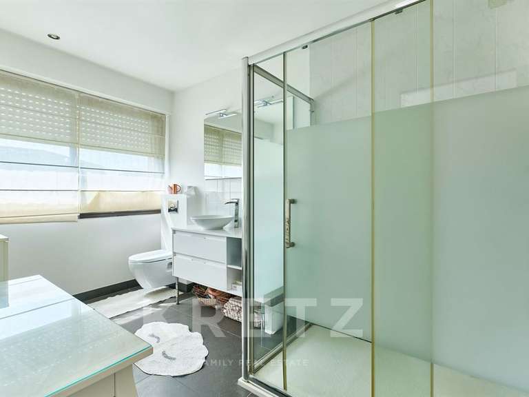 Maison La Garenne-Colombes - 5 chambres - 300m²