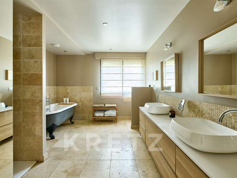 Maison La Garenne-Colombes - 5 chambres - 300m²