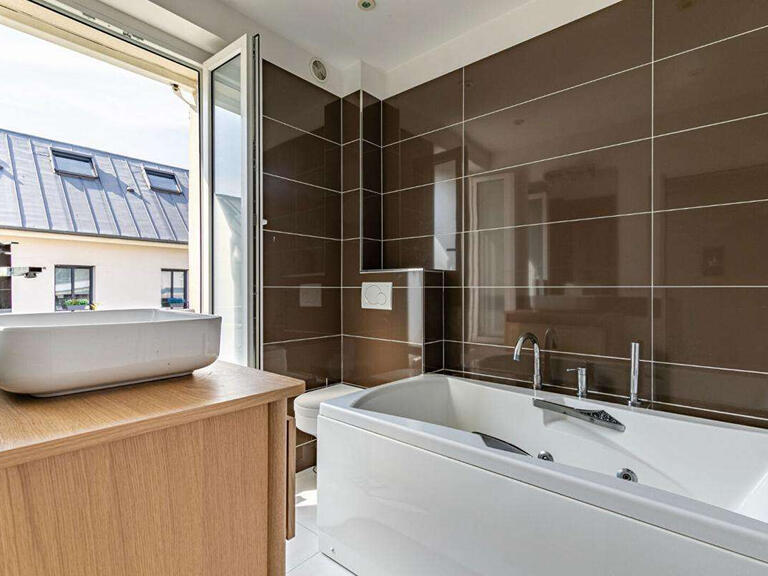 Property La Garenne-Colombes - 5 bedrooms