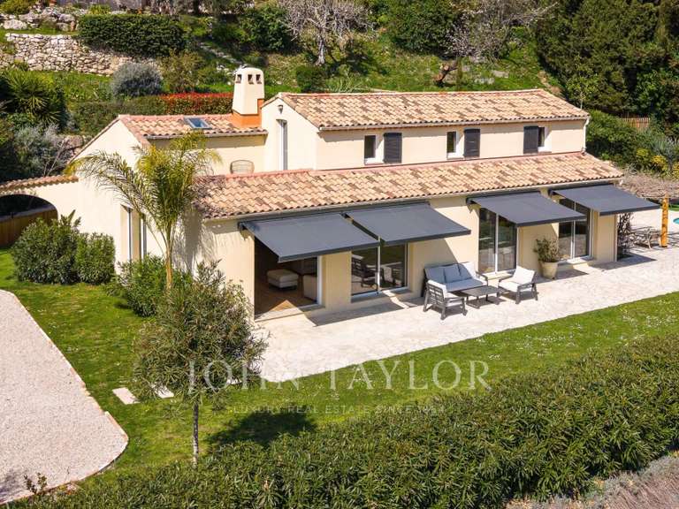 Maison La Gaude - 6 chambres - 170m²