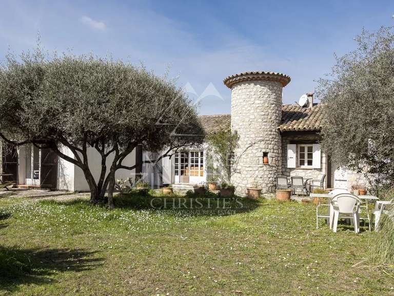 Villa La Gaude - 4 bedrooms - 337m²