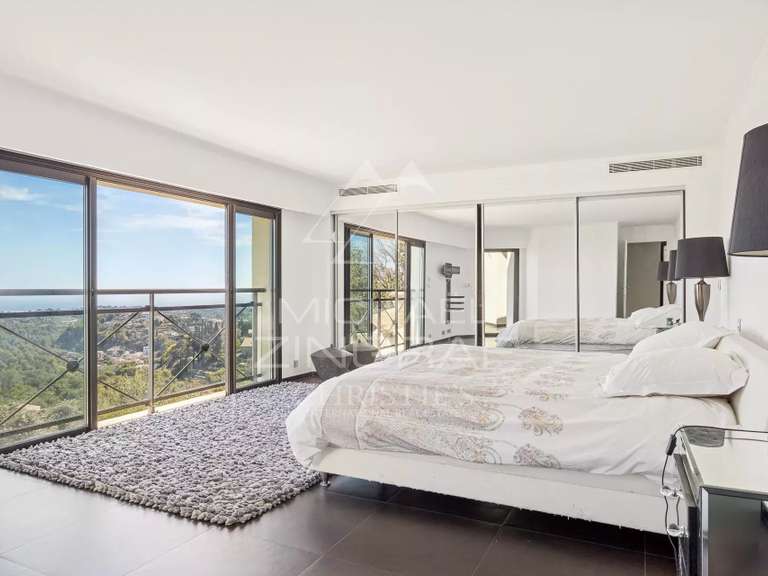 Villa with Sea view La Gaude - 4 bedrooms - 325m²