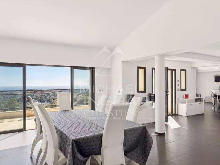 Villa with Sea view La Gaude - 4 bedrooms - 325m²