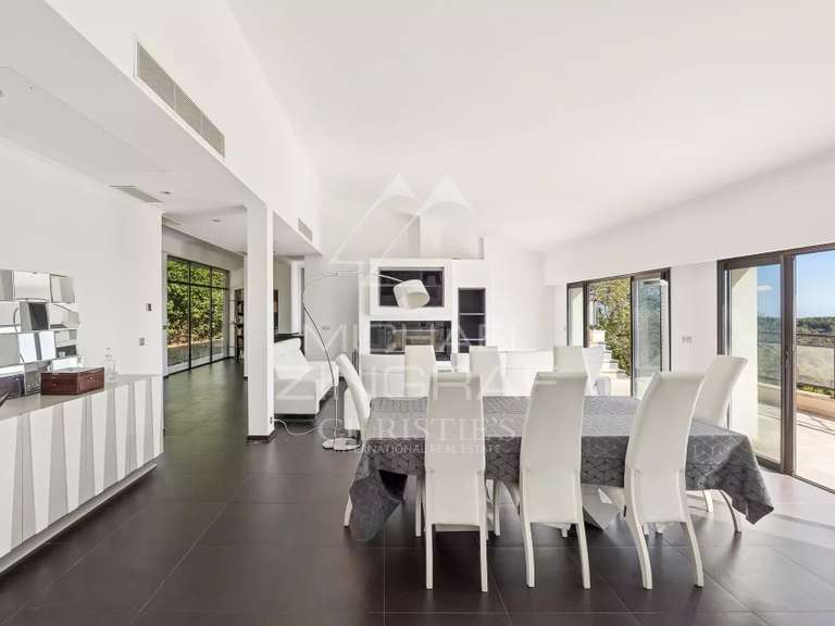 Villa with Sea view La Gaude - 4 bedrooms - 325m²