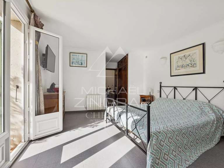 Villa La Gaude - 5 bedrooms - 235m²