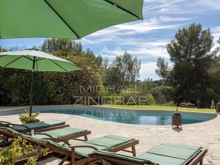 Villa La Gaude - 5 bedrooms - 235m²