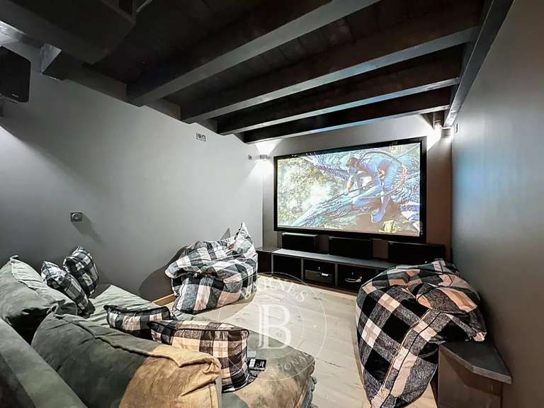 Chalet La Giettaz - 6 bedrooms - 323m²
