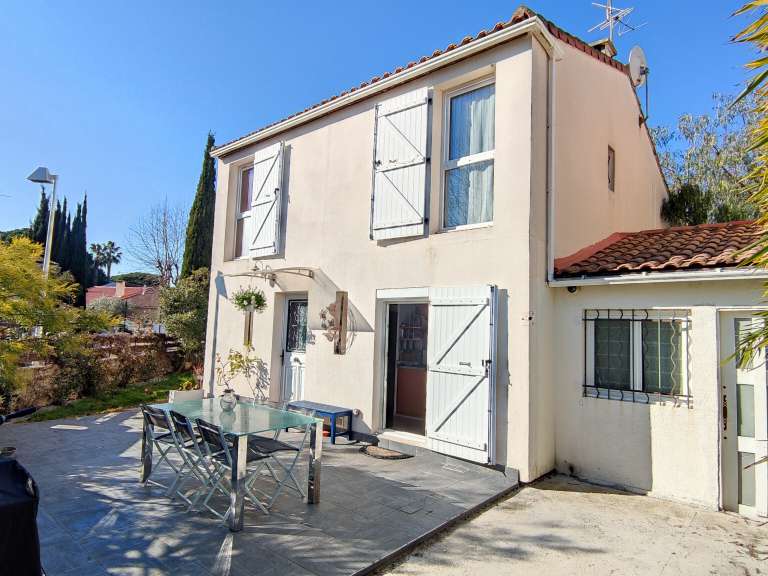 House for Sale La GrandeMotte BellesPierres