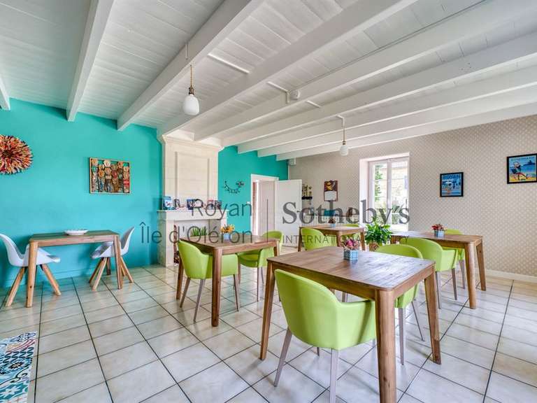 Propriété La Gripperie-Saint-Symphorien - 8 chambres - 450m²