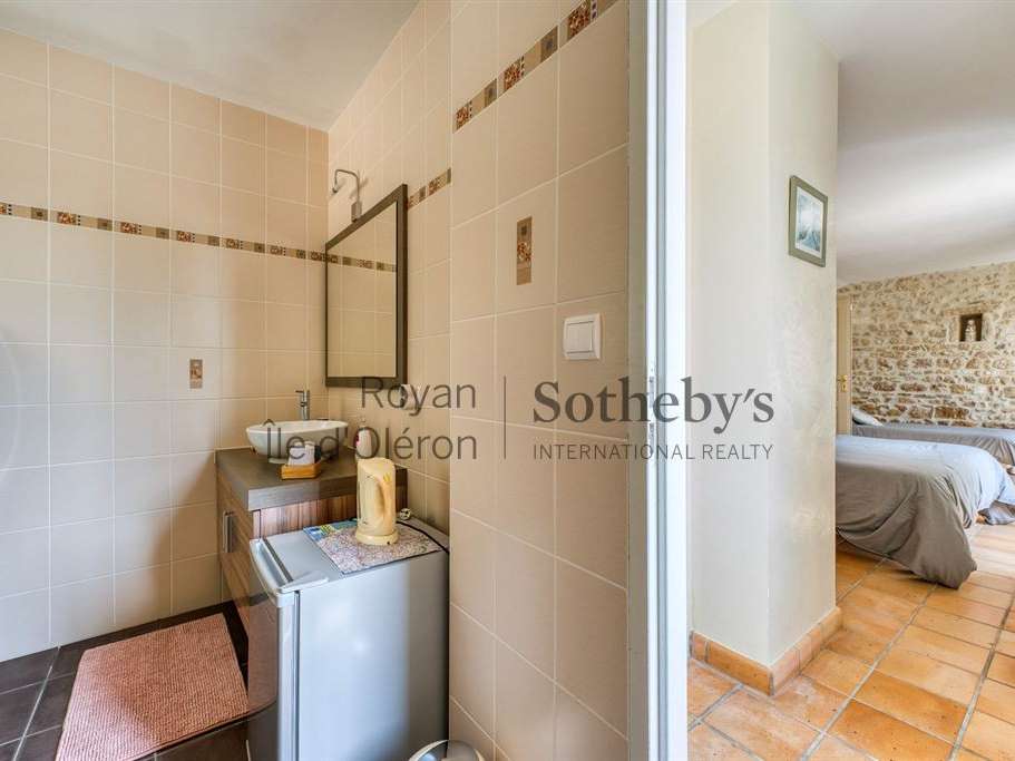 Property La Gripperie-Saint-Symphorien