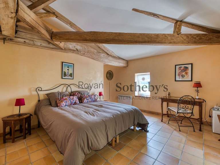 Propriété La Gripperie-Saint-Symphorien - 8 chambres - 450m²