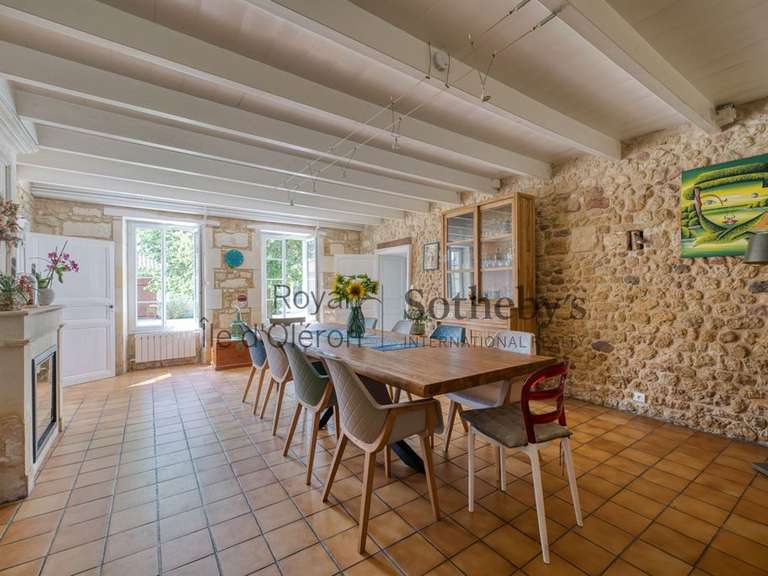Propriété La Gripperie-Saint-Symphorien - 8 chambres - 450m²