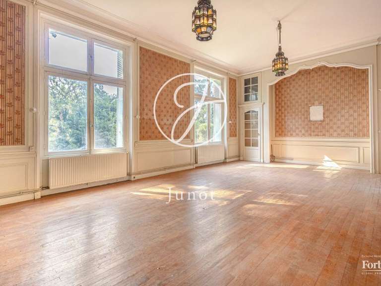 Château La Guerche-sur-l'Aubois - 16 chambres - 1213m²