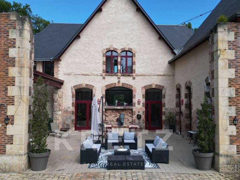 House La Guerche-sur-l'Aubois - 6 bedrooms - 303m²