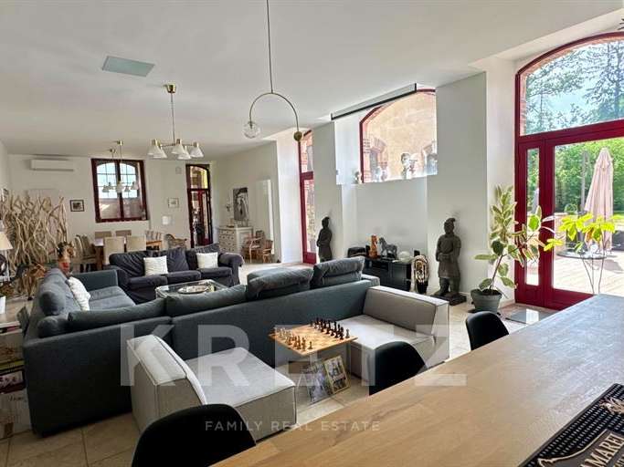 Maison La Guerche-sur-l'Aubois - 6 chambres - 303m²