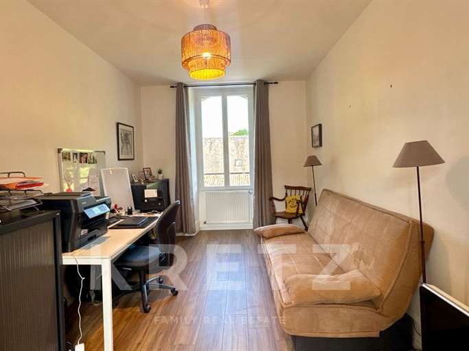Maison La Guerche-sur-l'Aubois - 6 chambres - 303m²