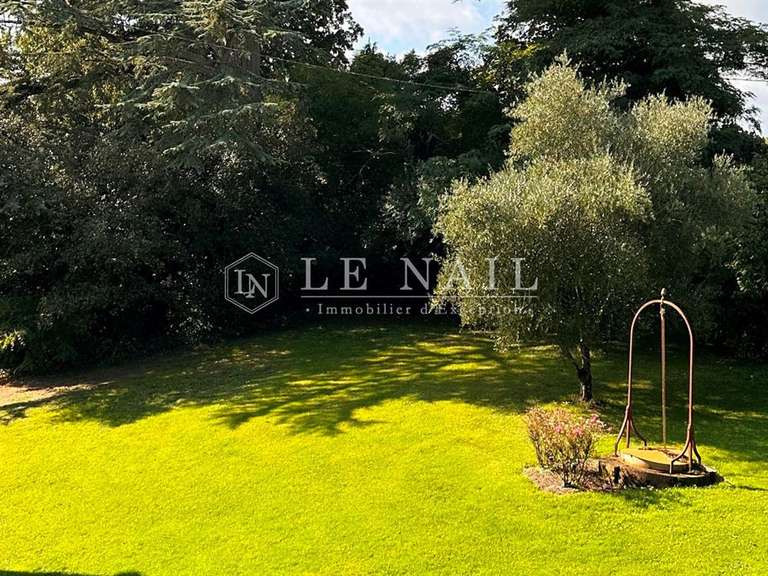 Manor La Haie-Fouassière - 8 bedrooms - 415m²