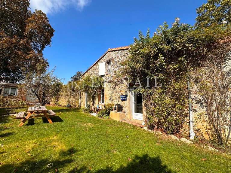 Manoir La Haie-Fouassière - 8 chambres - 415m²