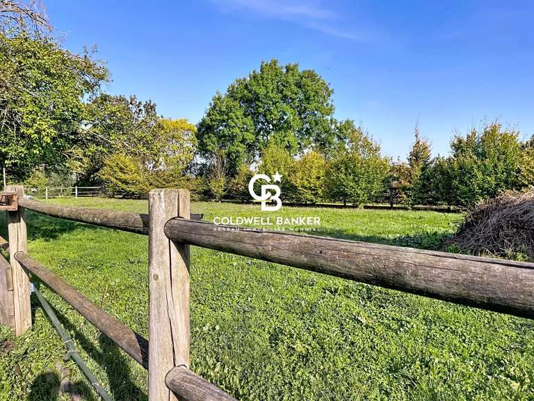 Maison La Jarne - 9 chambres - 540m²