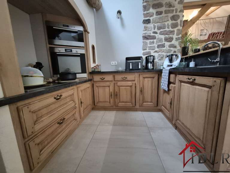 Maison La Lanterne-et-les-Armonts - 3 chambres - 190m²