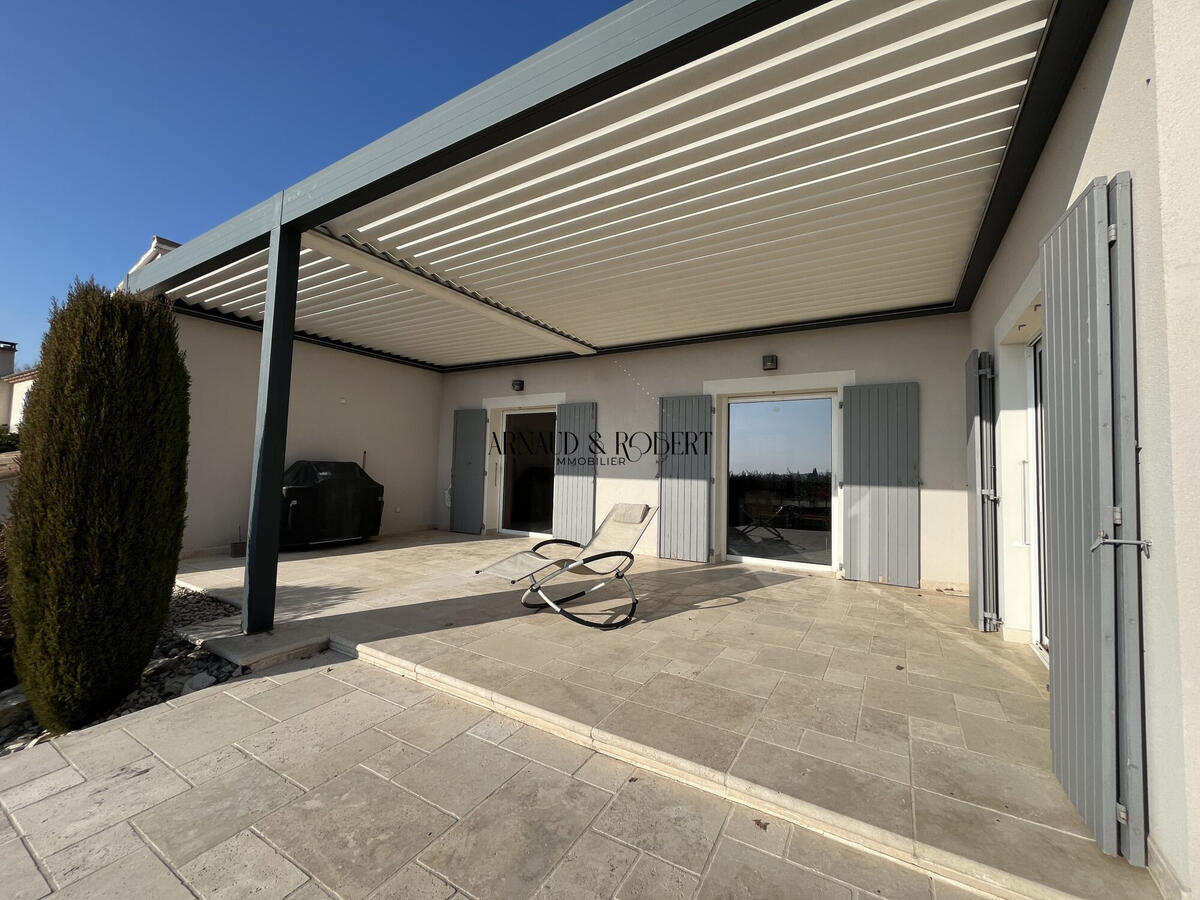 House La Laupie