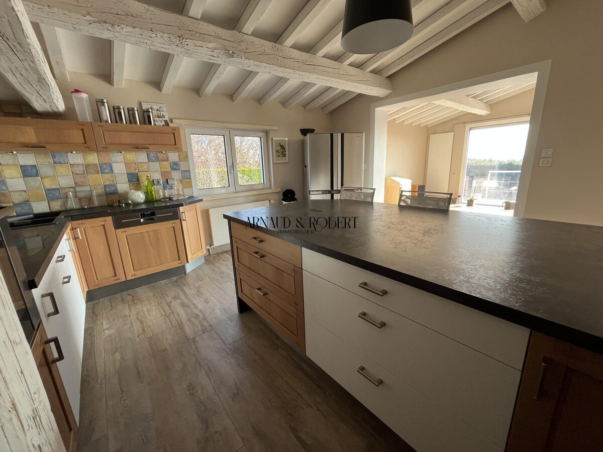 House La Laupie