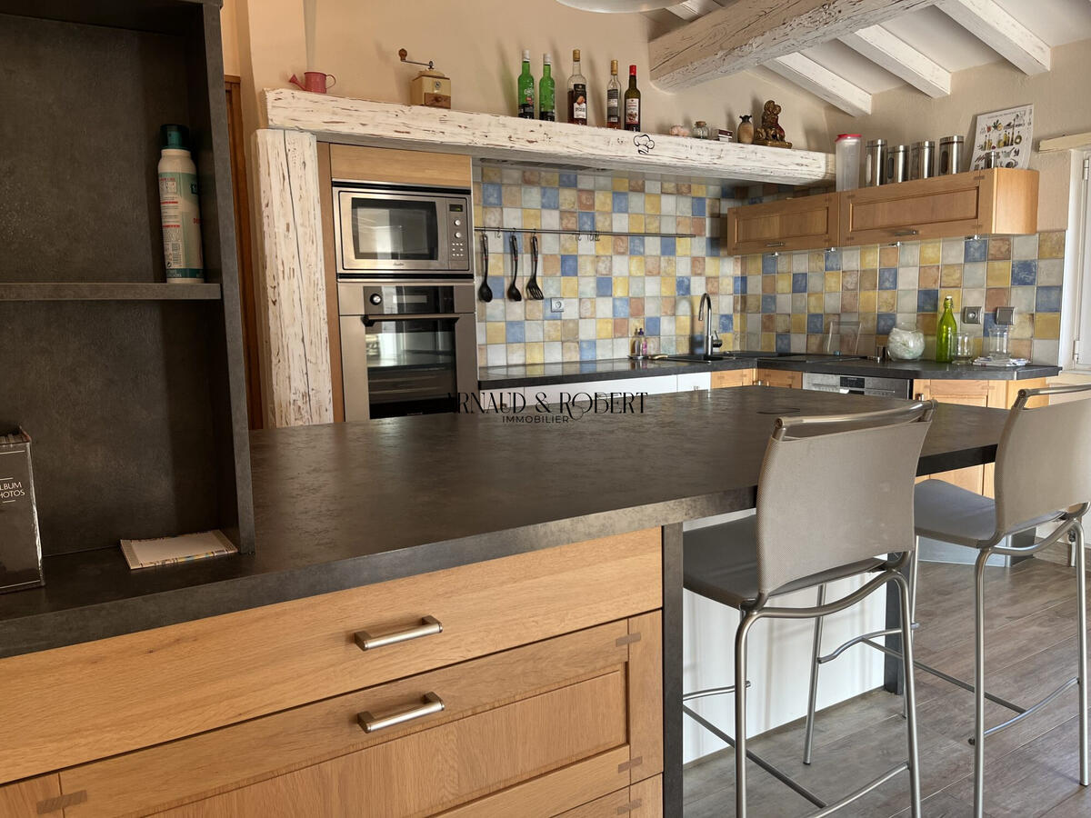 House La Laupie