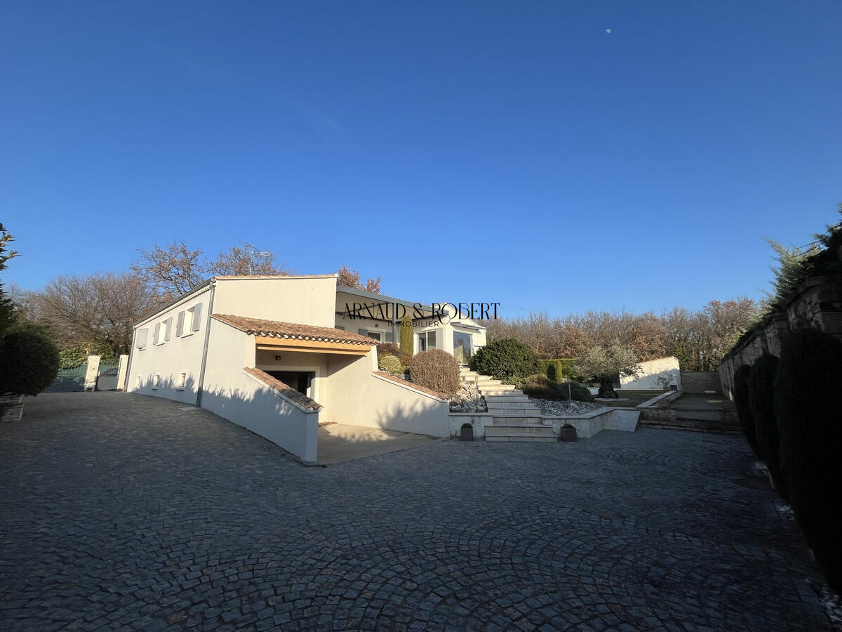 House La Laupie