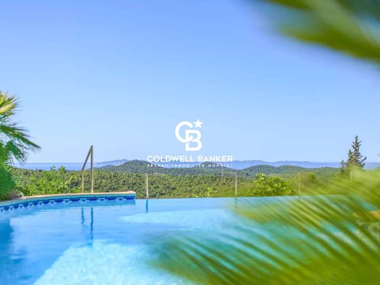 Villa La Londe-les-Maures - 5 chambres - 267m²